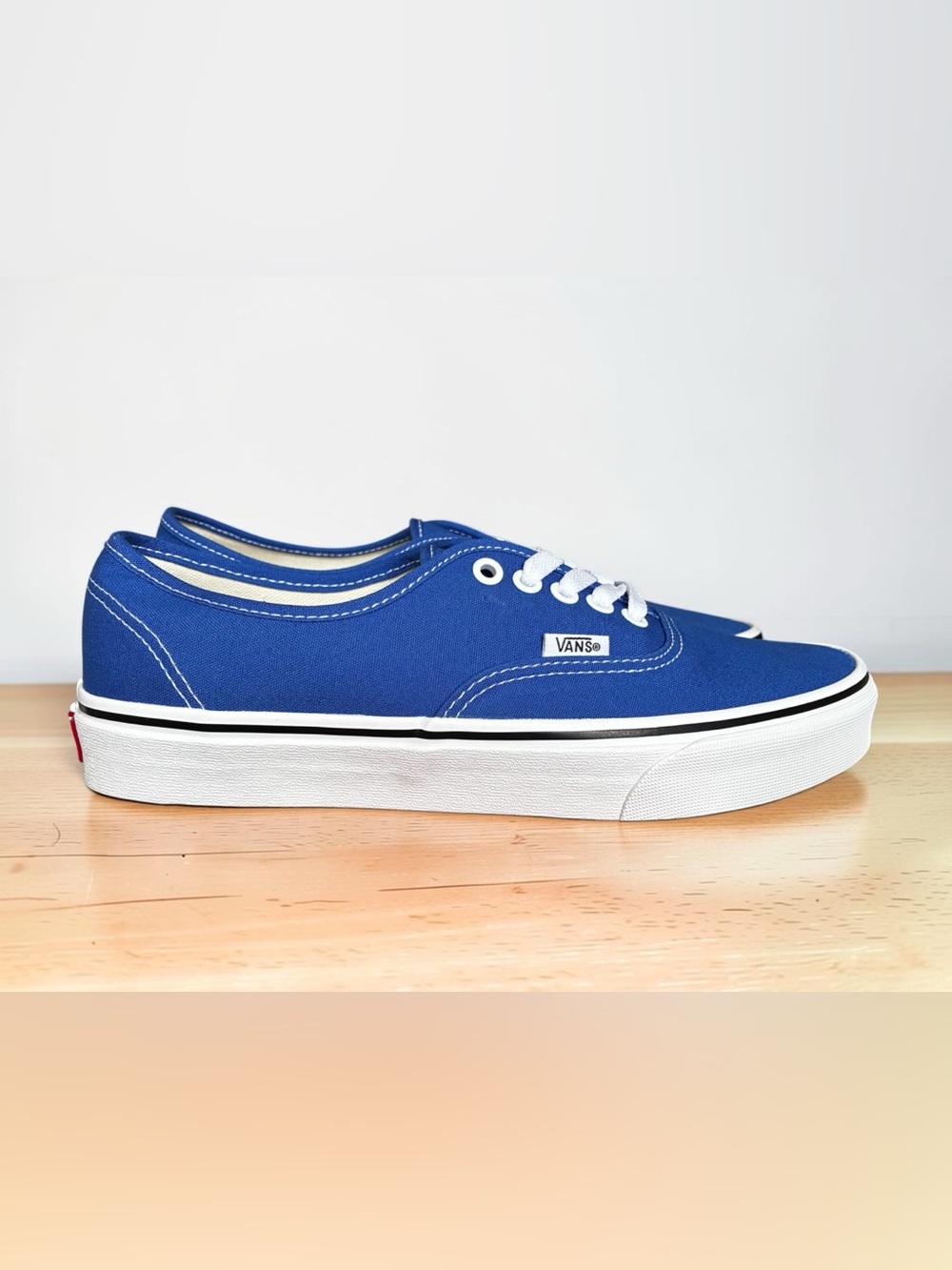 Vans Authentic Canvas Sneaker Size 9 Men - Royal Blue Brand New - Picture 2 of 12
